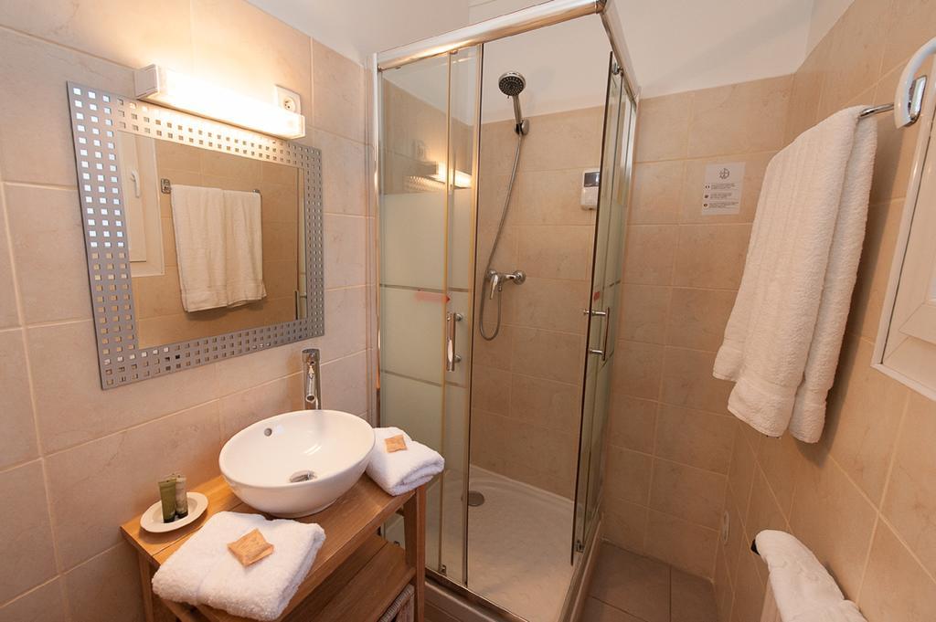 Hotel Sainte Anne - Apt Pokoj fotografie